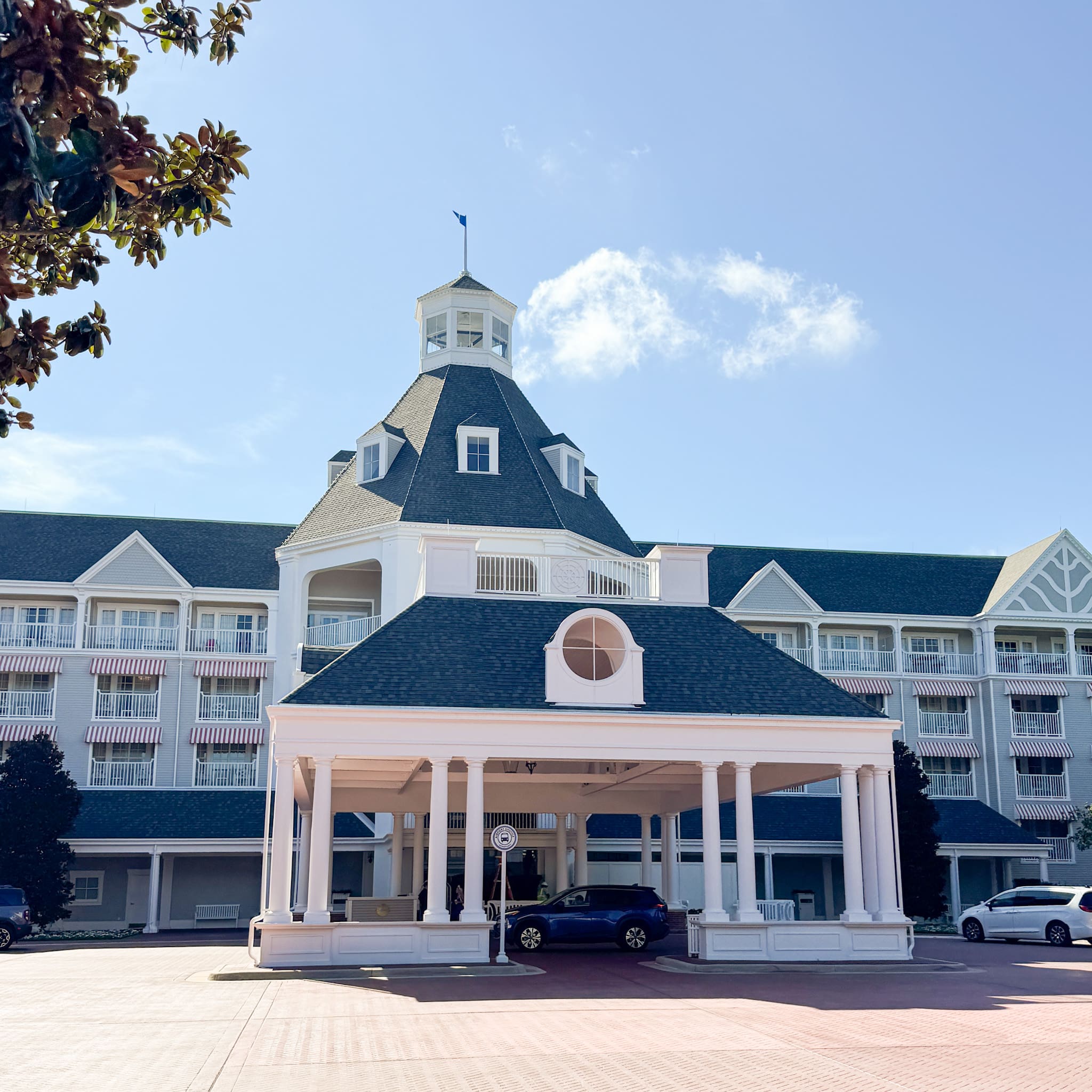 Disney's Yacht Club Resort | Kelli Creates Magic